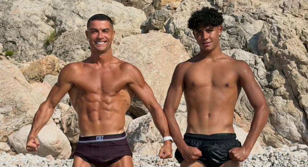 Ο γραμμωμένος Κριστιάνο Ρονάλντο φωτογραφήθηκε με τον γιο του και τον τρόλαρε για την προσπάθεια του να γίνει «φέτες»: Όχι ακόμα, του έγραψε