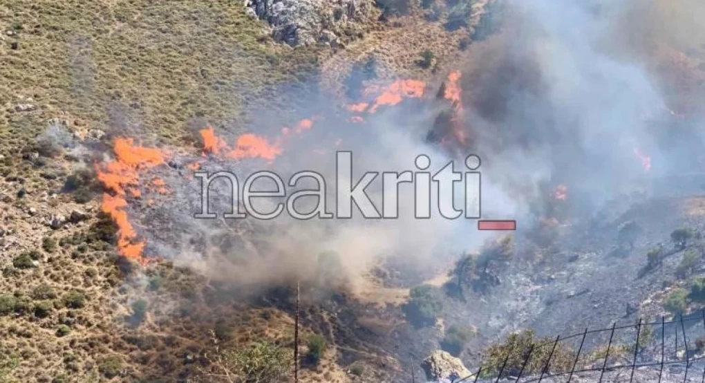 Ηράκλειο: Δραματική μάχη με τις φλόγες στο Μελιδοχώρι – Ήχησε νέο 112 για εκκένωση