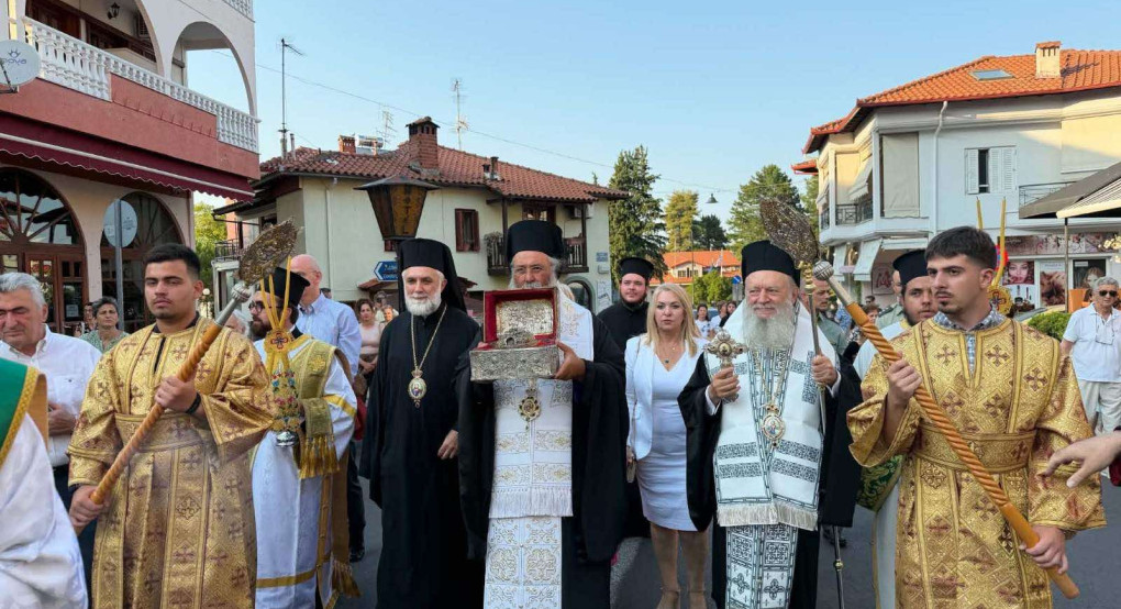 Με λαμπρότητα η υποδοχή της Τιμίας Κάρας του Αγίου Παρθενίου στο Λιτόχωρο Πιερίας