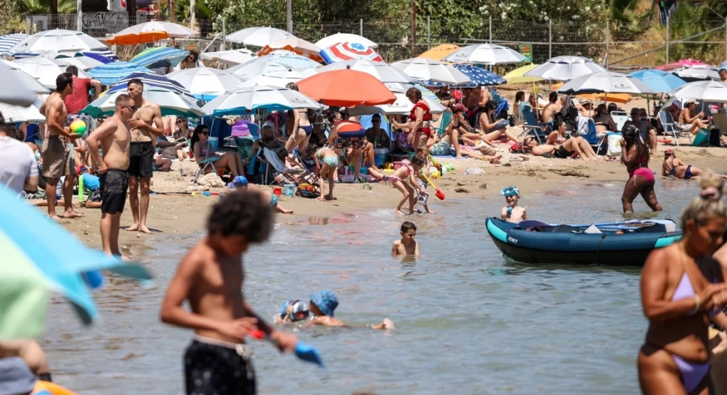 Τετραήμερος καύσωνας από σήμερα: Έως και 43°C ο υδράργυρος, πότε θα δροσίσει