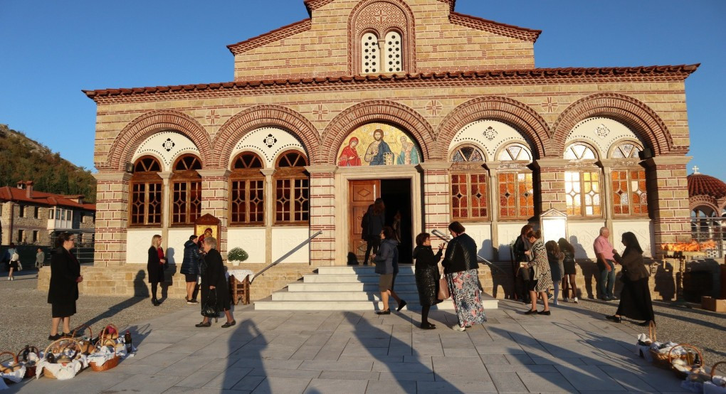 Δήμος Αλμωπίας: Σημαντική δωρεά της Ιεράς Μονής Αγίου Ιλαρίωνος στο Γυμνάσιο Προμάχων