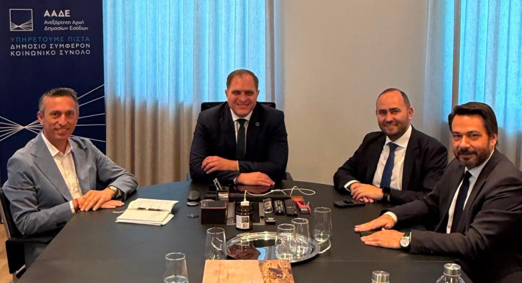 Συνάντηση Λάκη Βασιλειάδη με Υπουργό Οικονομικών και Διοικητή της ΑΑΔΕ: Εγκύκλιος με αλλαγές προς διευκόλυνση των παραγωγών για την διαδικασία έκδοσης ψηφιακού δελτίου αποστολής και άλλα