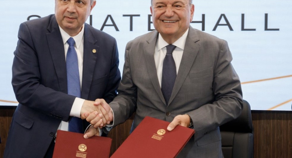 Μνημόνιο συνεργασίας με το ΑΠΘ για την ίδρυση και λειτουργία της πρώτης επώνυμης Έδρας με τίτλο «Τοπική Αυτοδιοίκηση» που χρηματοδοτείται αποκλειστικά από την ΠΕΔΚΜ