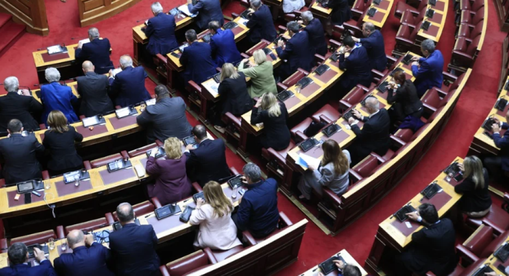 Μητσοτάκης: Βάζει στο συρτάρι την πρόταση για το ασυμβίβαστο βουλευτή και υπουργού