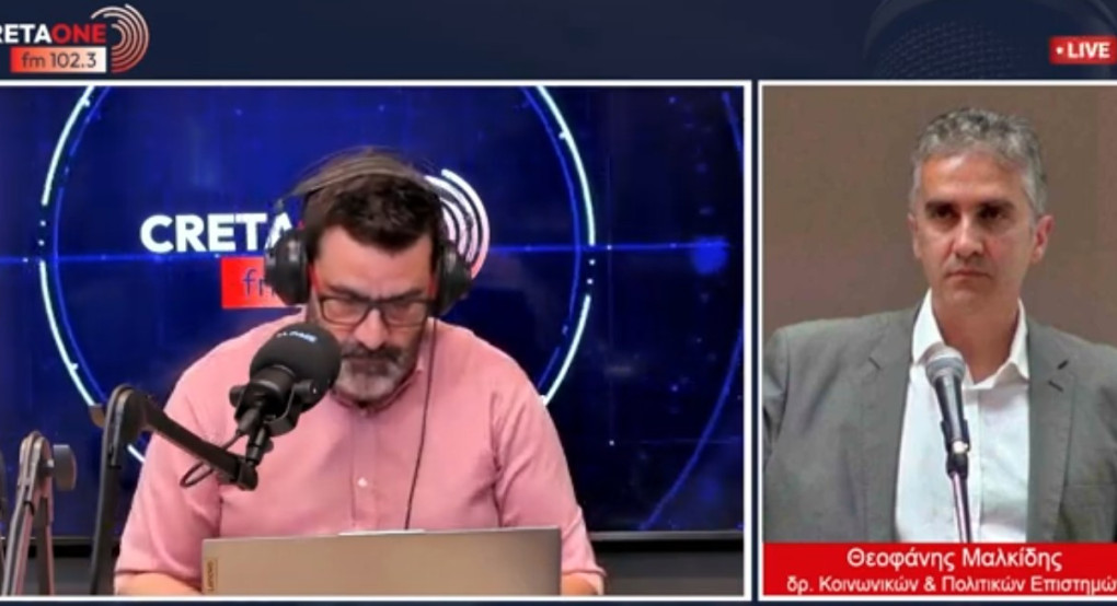 Ο Θεοφάνης Μαλκίδης στο ραδιοφωνικό σταθμό του Ηρακλείου Κρήτης CRETAONE 102,3
