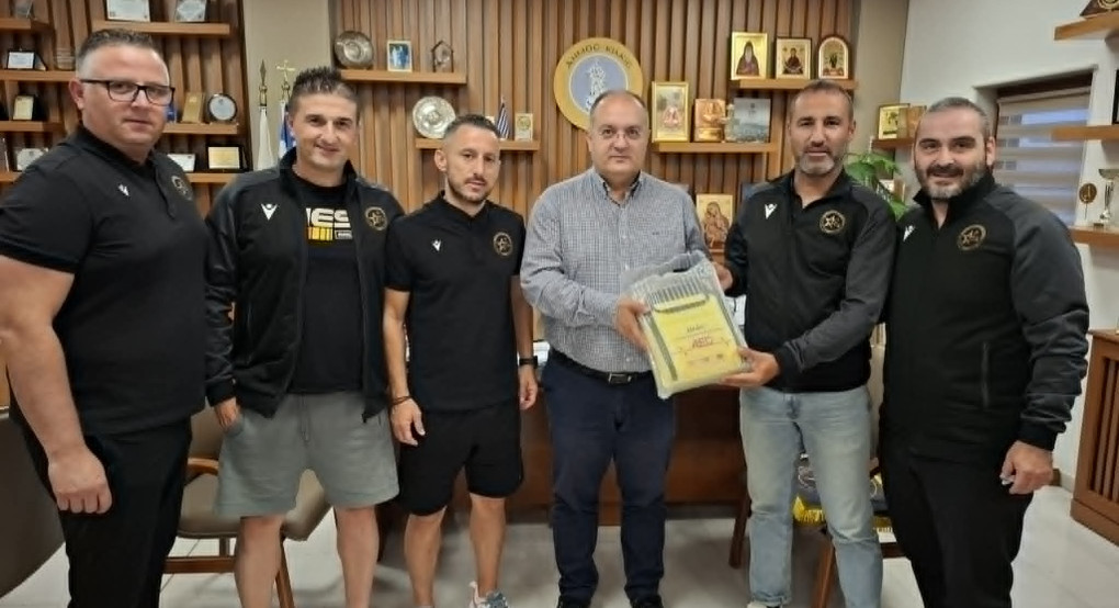 Διάθεση απινιδωτή στη Football Celebrities από τον Δήμαρχο Κιλκίς