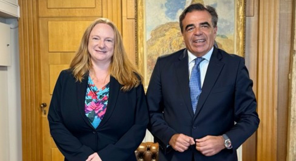 Συνάντηση Μαργαρίτη Σχοινά και Χάρη Θεοχάρη με την πρεσβευτή της Αυστραλίας – Στο επίκεντρο η προστασία της φέτας και του ελαιολάδου