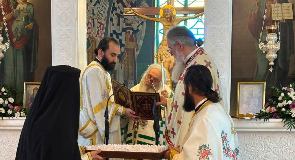 Καρυώτισσα: Με λαμπρότητα η Αρχιερατική Θεία Λειτουργία – Χοροστάτησε ο Μητροπολίτης Ιωήλ, παρών ο Ιορδάνης Τζαμτζής