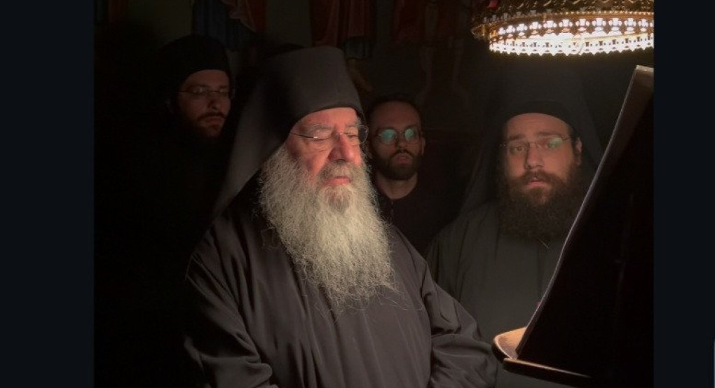 Ο π. Χερουβείμ Τσίνογλου δίπλα στον Μητροπολίτη Λεμεσού Αθανάσιο – Ένας κληρικός που αποτελεί «κανόνα» ιερατικής διακονίας