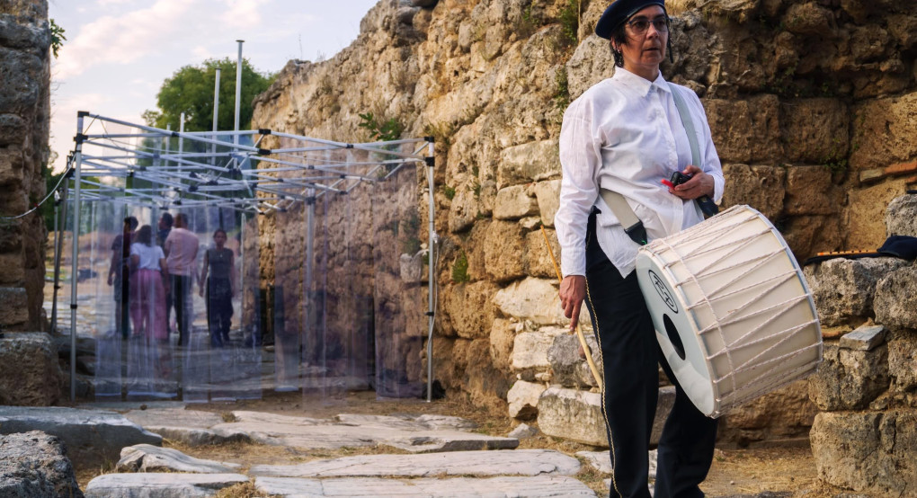 «Πόλεμος και “Ειρήνη;”»: Μια μουσική εγκατάσταση στο όριο ανάμεσα στη μνήμη, τον πόλεμο και την ελπίδα