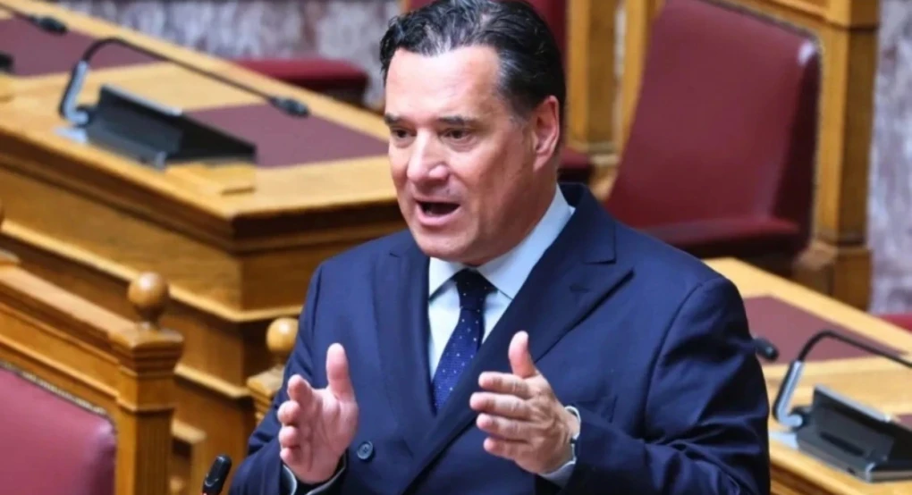 Γεωργιάδης για 'Σπιτάκια Ανακύκλωσης": Πού είναι το σκάνδαλο; Τώρα αποκαλύπτεται ότι και οι δύο εταιρείες είχαν δώσει πάνω-κάτω την ίδια προσφορά