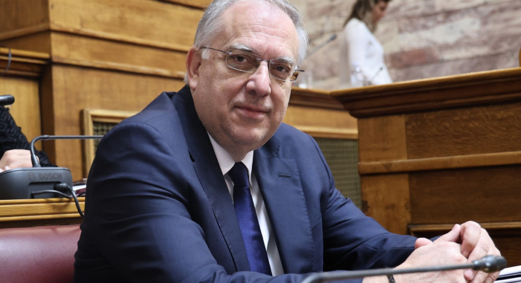 Θεοδωρικάκος για νέο αναπτυξιακό καθεστώς στην Άμυνα: Συμβάλλουμε στην ασφάλεια της πατρίδας