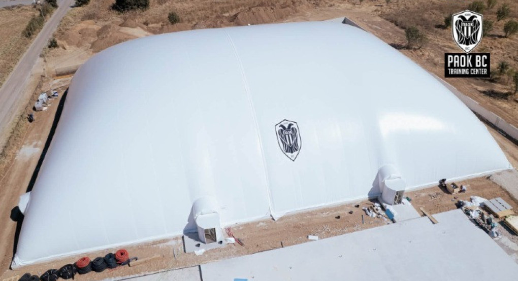 ΠΑΟΚ: Τοποθετήθηκε το σκέπαστρο του νέου προπονητικού