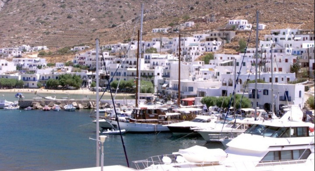 Σίφνος: Έπεσε ιδιωτικό ελικόπτερο - Τρεις νεκροί