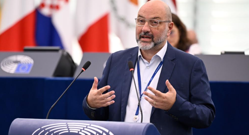 Σάκης Αρναούτογλου: «Πριν από τη φωτιά. Η πρόληψη που ζητά σήμερα η Ευρώπη.»
