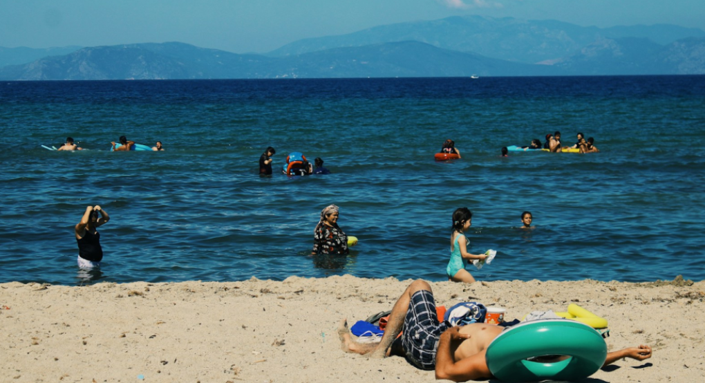 Φίλες, Φίλοι Αναγνώστες, Καλό 15Αύγουστο!..