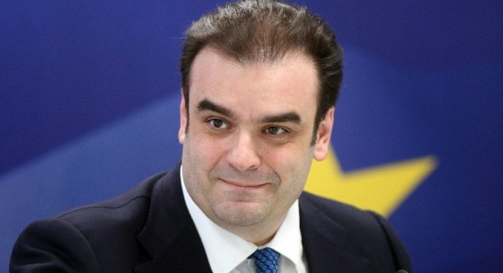 Le Point: «Κυριάκος Πιερρακάκης, ο Έλληνας που θέλει να ξυπνήσει την Ευρώπη»