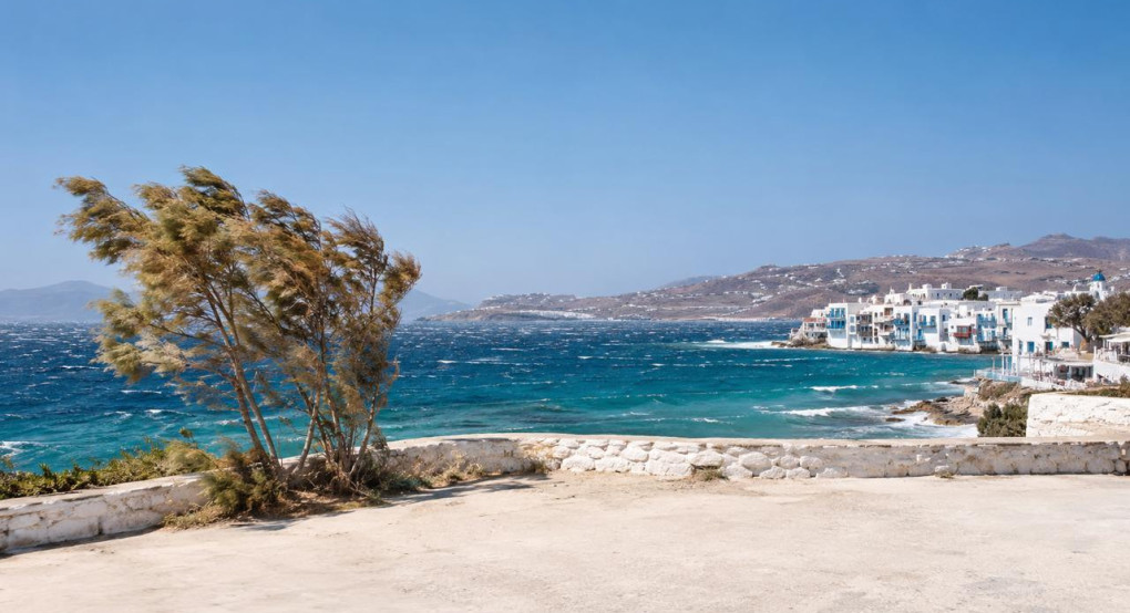 Καιρός: Επιμένουν ζέστη και μελτέμια