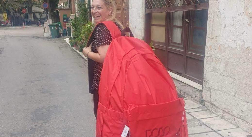 Η Μαρία Παπαδοπούλου εύχεται στη σχολική κοινότητα