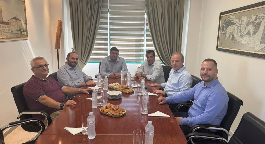 Στην Πέλλα ο Υπουργός Μετανάστευσης και Ασύλου Θάνος Πλεύρης – Θερμή συνάντηση με τον Δήμαρχο Στάθη Φουντουκίδη.