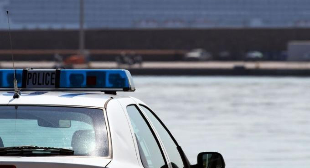 Νέα Σμύρνη: Πήγε να εισβάλει με τη βία στην πολυκατοικία της συζύγου του - Είχε κρυμμένο περίστροφο με έξι φυσίγγια