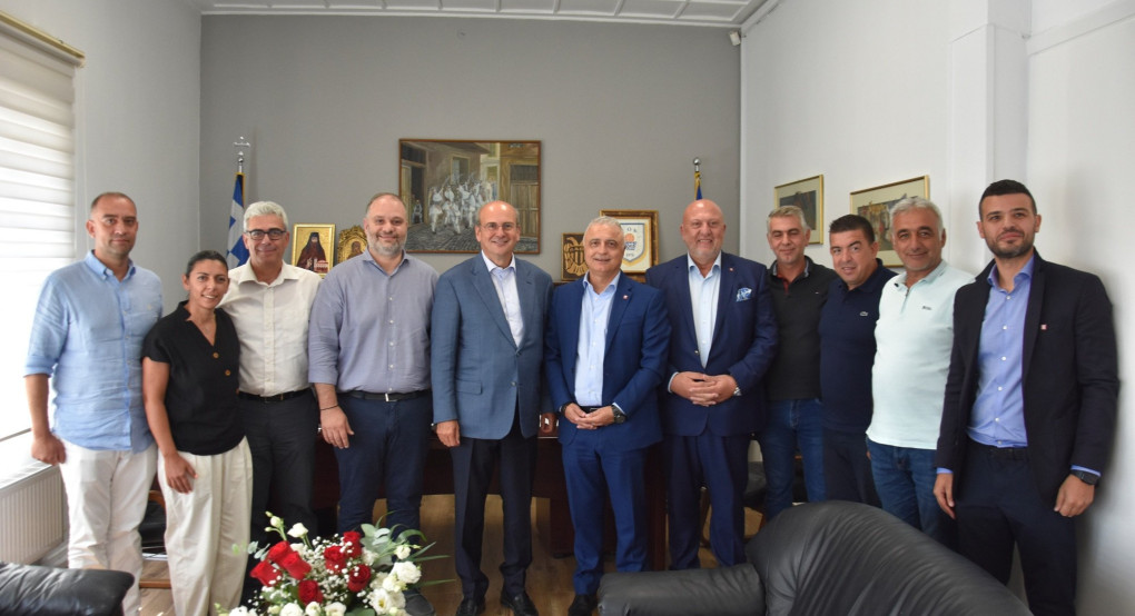 Το σχέδιο «ΝΗΜΑ» και οι αναπτυξιακές προτεραιότητες του Δήμου Νάουσας στη συνάντηση Νίκου Κουτσογιάννη – Κωστή Χατζηδάκη
