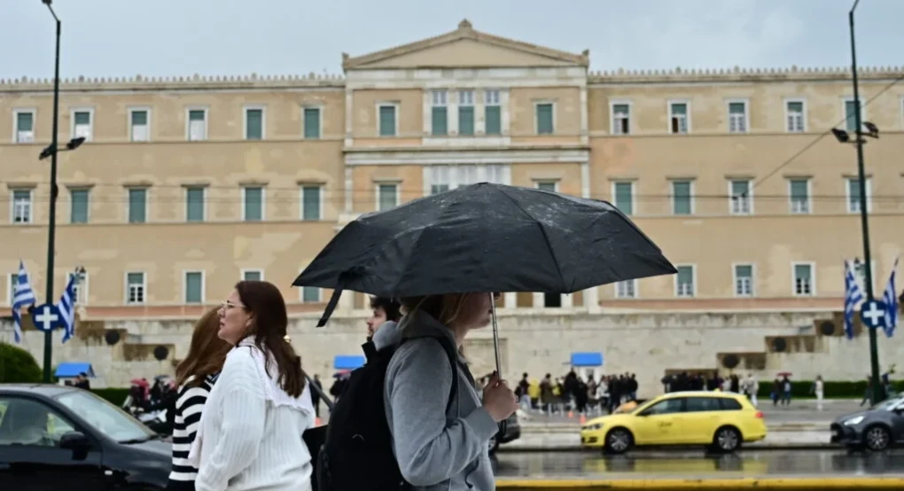 Κλέαρχος Μαρουσάκης: Έρχεται κακοκαιρία με βροχές και καταιγίδες