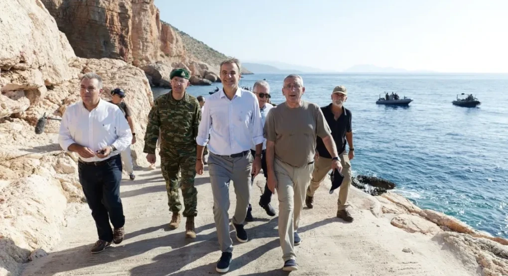 Κυριάκος Μητσοτάκης στο Καστελλόριζο: Μήνυμα ισχύος στην 83η επέτειο απελευθέρωσης - Τα έργα και το σχέδιο για την ανάπτυξη του νησιού