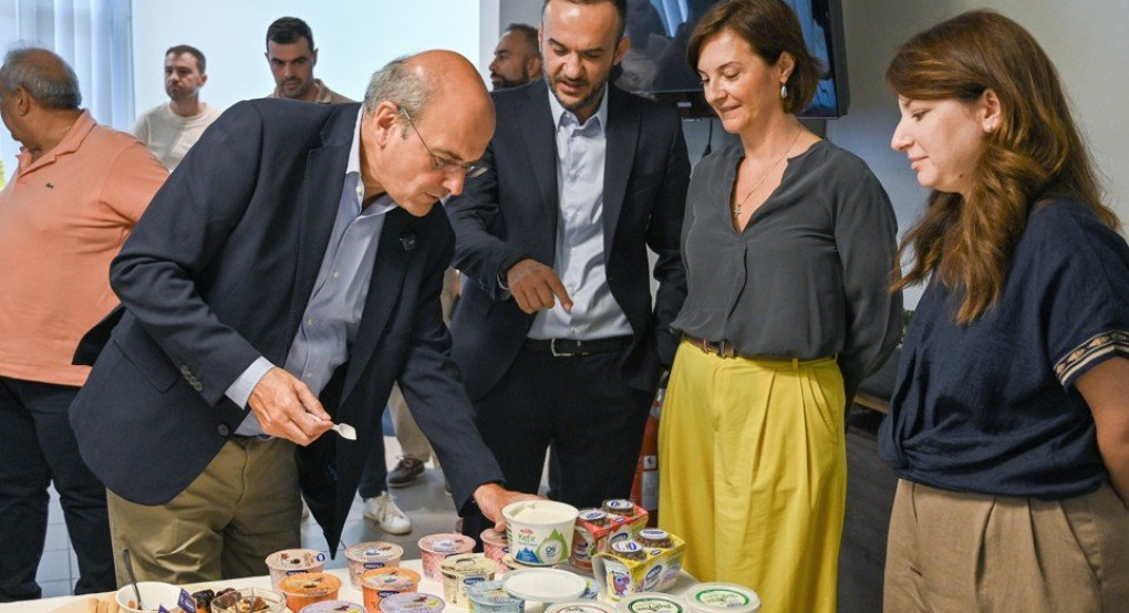 Επίσκεψη του Αντιπροέδρου της Κυβέρνησης, κ. Κωστή Χατζηδάκη, στη ΜΕΒΓΑΛ – Στο επίκεντρο η νέα επένδυση ύψους €160 εκατ.