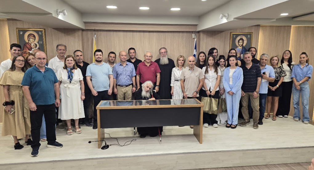 Αγιασμός για την έναρξη των μαθημάτων της νέας σχολικής χρονιάς στο Κοινωνικό Φροντιστήριο της ενορίας Αγίου Γεωργίου Γιαννιτσών