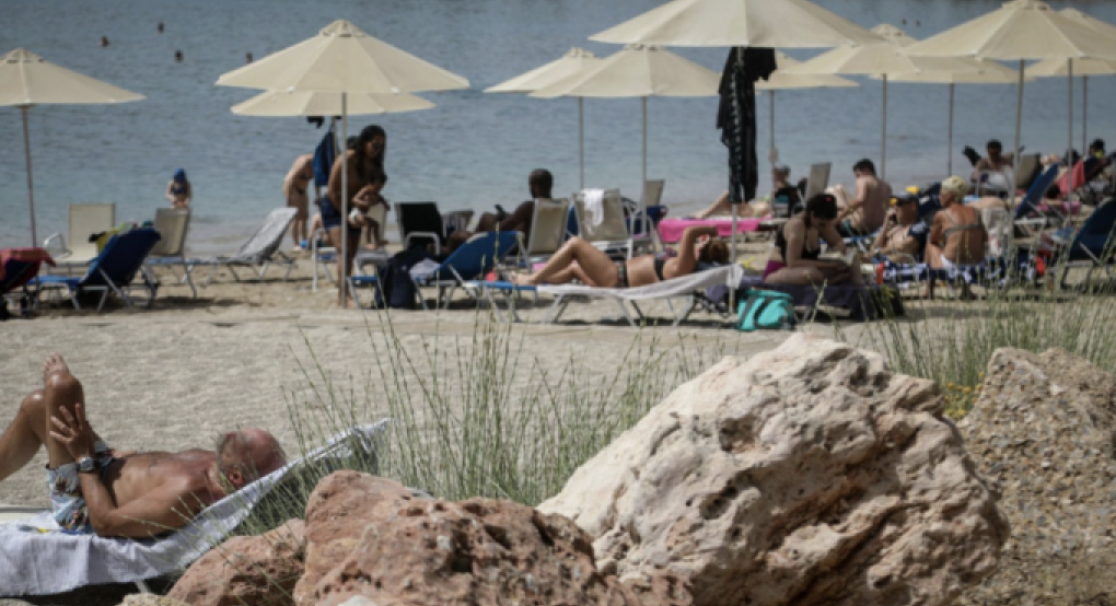 Βουλιαγμένη: Νεκρός 82χρονος - 76χρονος τον σκότωσε στο ξύλο για μία ξαπλώστρα