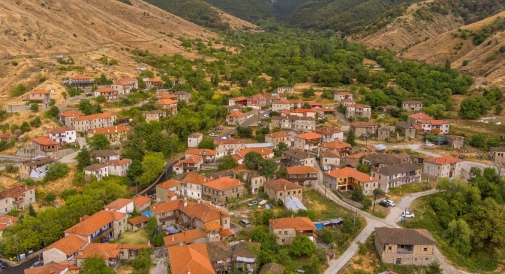 Σε 8 περιοχές επεκτείνεται το πρόγραμμα επιδότησης έως €10.000 για μόνιμη εγκατάσταση στην περιφέρεια: Ποιοι μπορούν να ενταχθούν