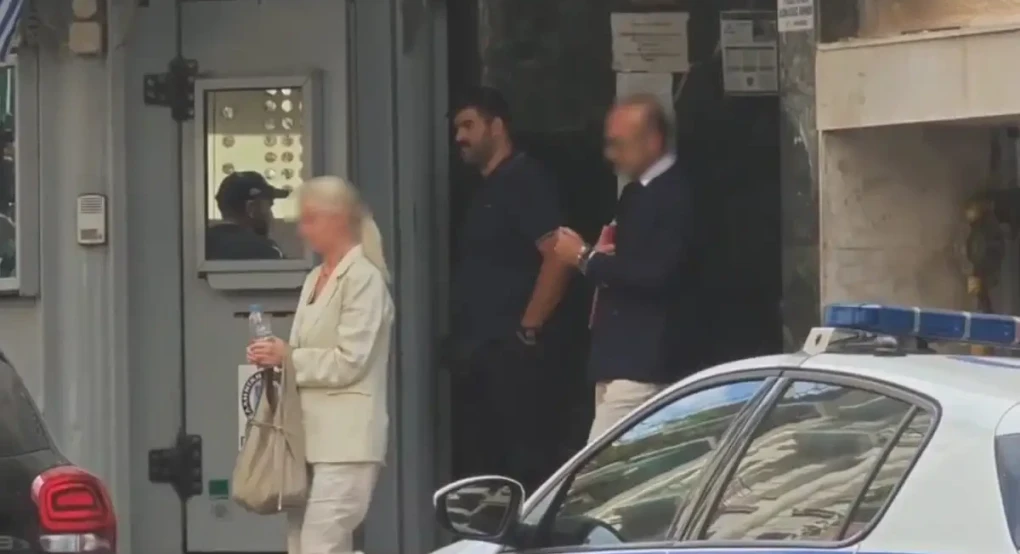 Υπόθεση Μαζωνάκη: Δεσμεύτηκαν όλα τα περιουσιακά στοιχεία των δύο προφυλακισμένων γιατρών της Καρνεάδου