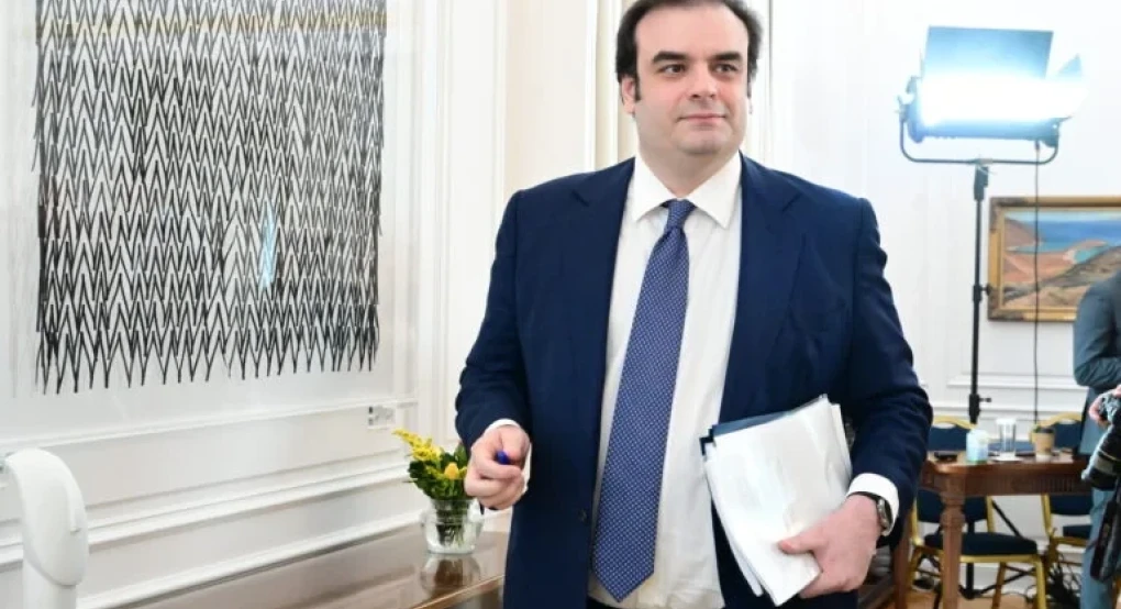 Πιερρακάκης: Mέσα στο μήνα η ψήφιση για 120 δόσεις και servicers – Άμεση εφαρμογή του νόμου