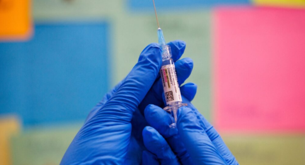 Εμβολιασμός κατά της Covid-19: Χρειαζόμαστε αναμνηστική δόση;