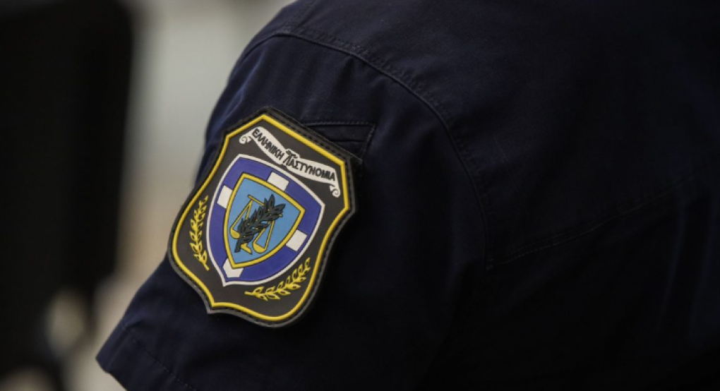 Βόλος: «Είχε έντονο στρες και θολωμένη κρίση» ο αστυνομικός που έπαιρνε φακελάκι για να «σβήνει» κλήσεις