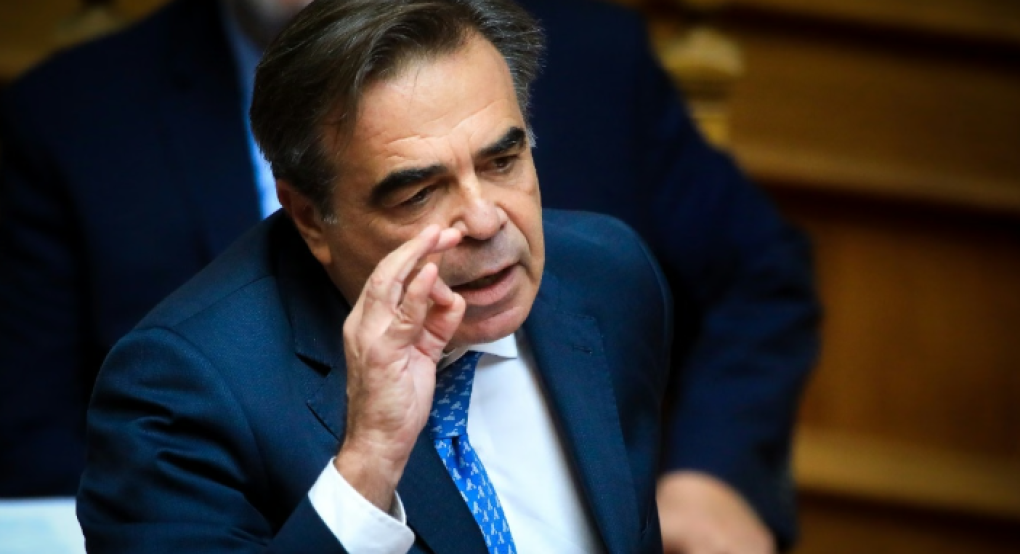 Γαλάζια αμηχανία από τη δήλωση Σχοινά: Κριτική στους προκατόχους του για το «παλιό σύστημα»