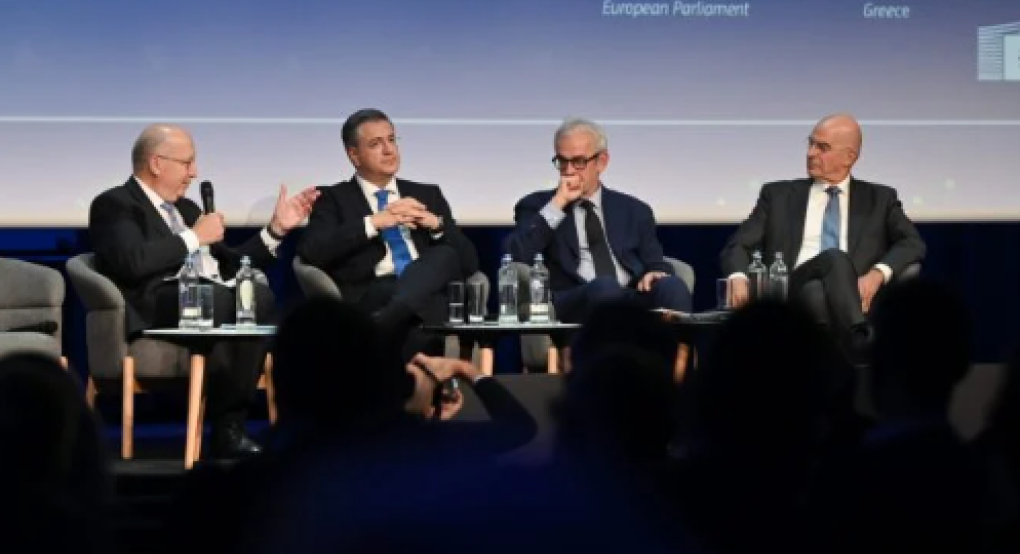 Ν. Δένδιας: Πρέπει να δημιουργηθεί μία πανευρωπαϊκή άμυνα