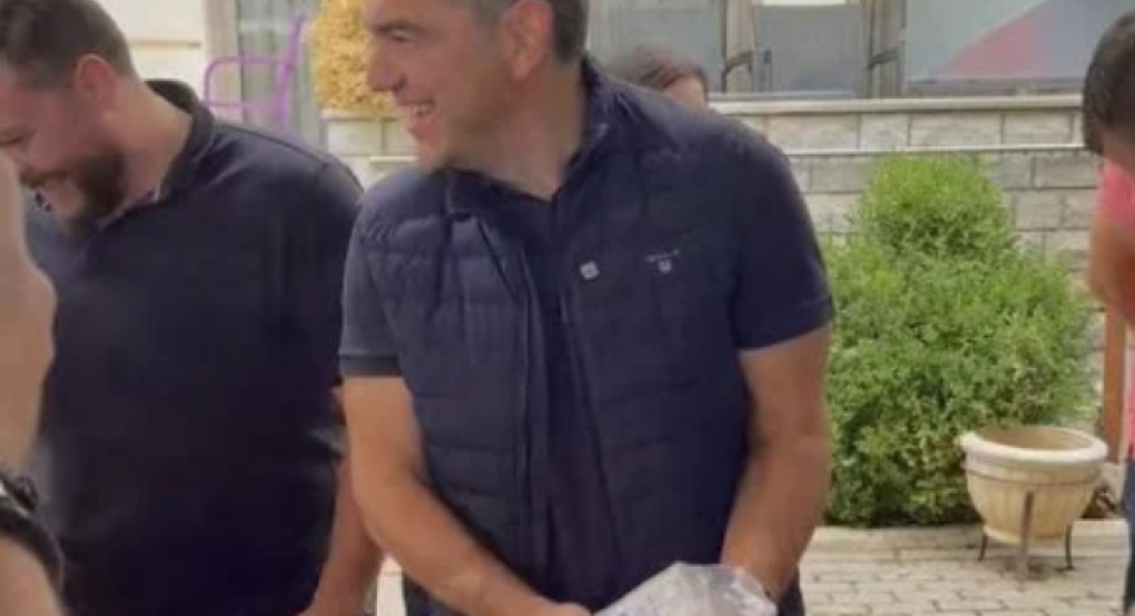 Τσίπρας στους αγρότες Ηλείας: «Θα αρχίσω να κλαίω που έχει πάει τόσο η φέτα»