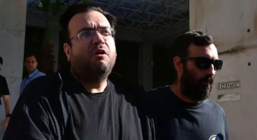 Συνομιλίες που «καίνε» τον Καμπούρη για τα απλήρωτα μεροκάματα