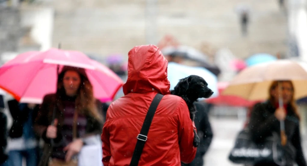 Πορτοκαλί προειδοποίηση από την ΕΜΥ: Ισχυρές βροχές, καταιγίδες και χαλαζοπτώσεις, ποιες περιοχές επηρεάζονται