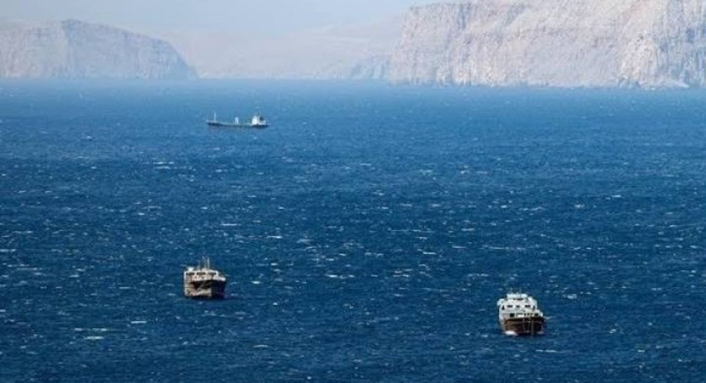 Ορμούζ: Μόλις 12 πλοία διέσχισαν το στενό το Σαββατοκύριακο