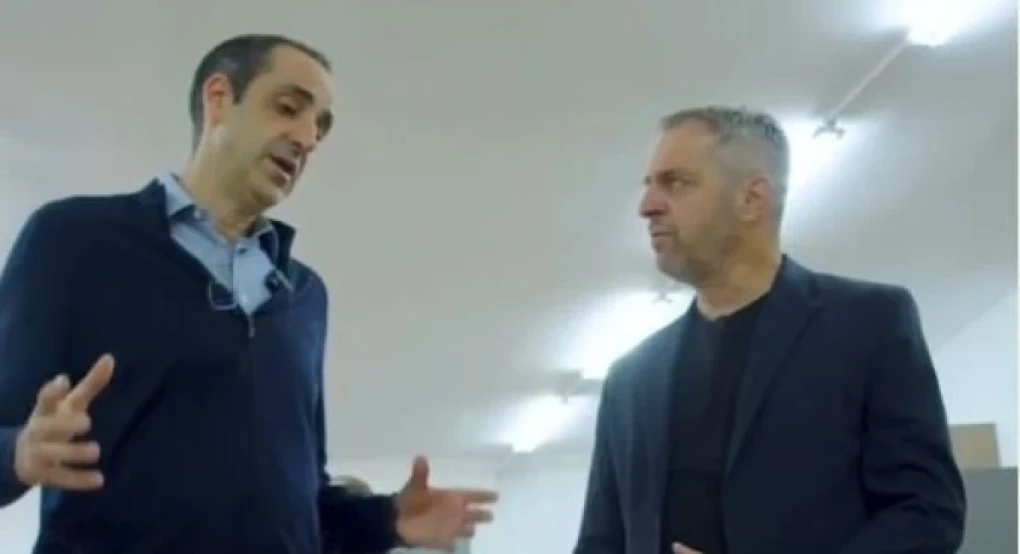 Γρηγόρης Δημητριάδης: Μια ακόμη πράξη κοινωνικής προσφοράς στη Θεσσαλονίκη – Βιβλία και ελπίδα σε ανθρώπους που τα έχουν ανάγκη
