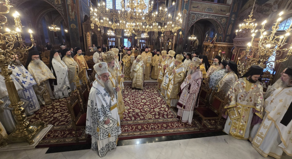 Αρχιερατική συγχοροστασία για τα ονομαστήρια του Μητροπολίτη Ιωήλ