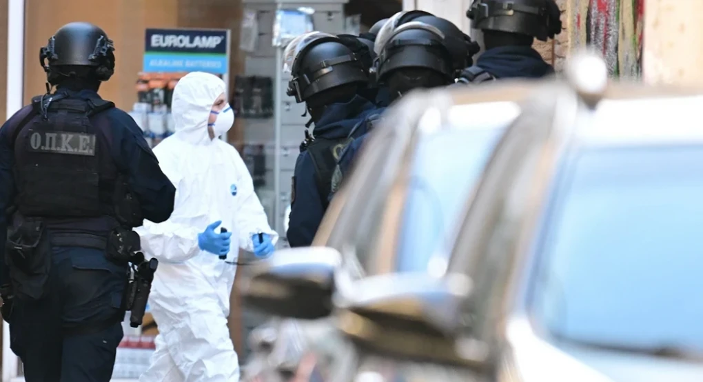 Έκρηξη στον Κολωνό: Ο έμπειρος κατασκευαστής βομβών, τα ναρκωτικά και η έρευνα του ελληνικού FBI