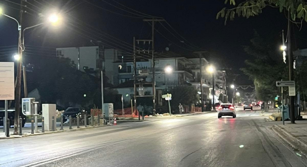 Φωτεινός και καλαίσθητος ο καινούριος οδοφωτισμός της πόλης