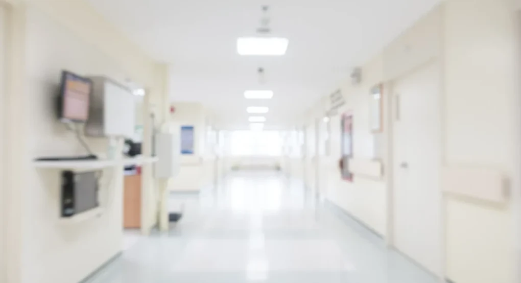 Θάνατος νεφροπαθούς στη Χαλκιδική: “Με πήραν 10 φορές τηλέφωνο από το κέντρο” – Τι λέει ο σύζυγός της