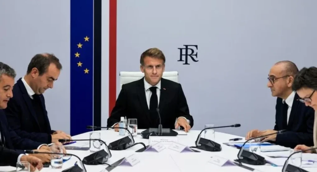 Γαλλία: Πολιτικός σεισμός μετά τις ταραχές – Ο υπουργός Εσωτερικών υπέβαλε παραίτηση – «Όχι» από Μακρόν