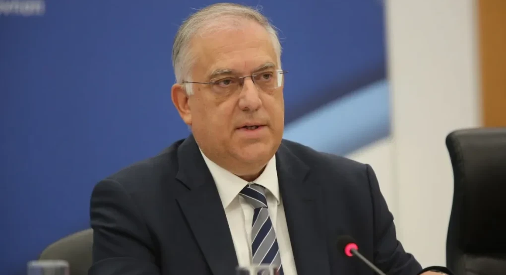 Θεοδωρικάκος: Εορταστικό πακέτο στα σούπερ μάρκετ και πιθανή νομοθετική παρέμβαση για τις ανατιμήσεις