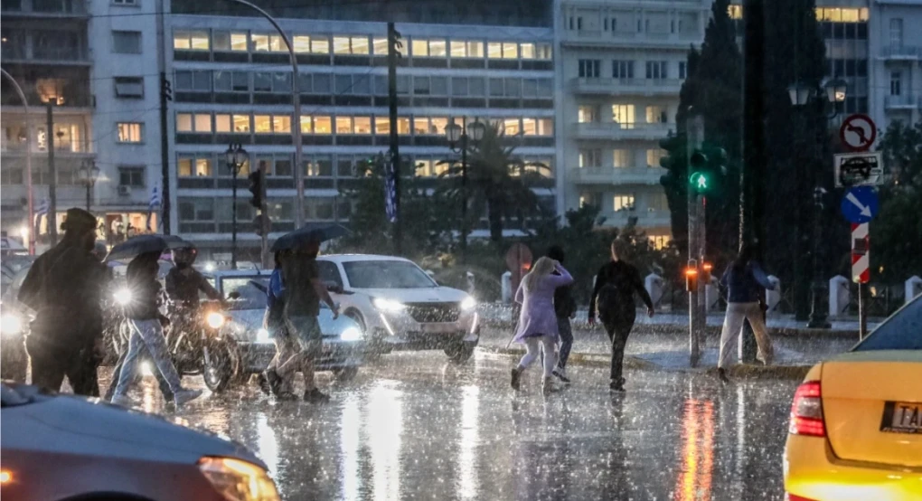 Επικαιροποιήθηκε το έκτακτο δελτίο επιδείνωσης του καιρού για ισχυρές καταιγίδες και 10 μποφόρ στο Αιγαίο: Ποιες περιοχές κινδυνεύουν από πλημμύρες